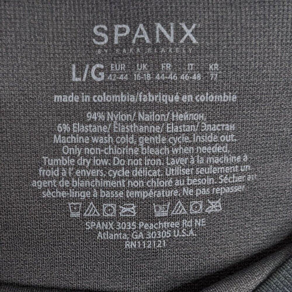 Spanx Camo Print Look at Me Now Cropped Seamless Leggings Size Large - Picture 5 of 7